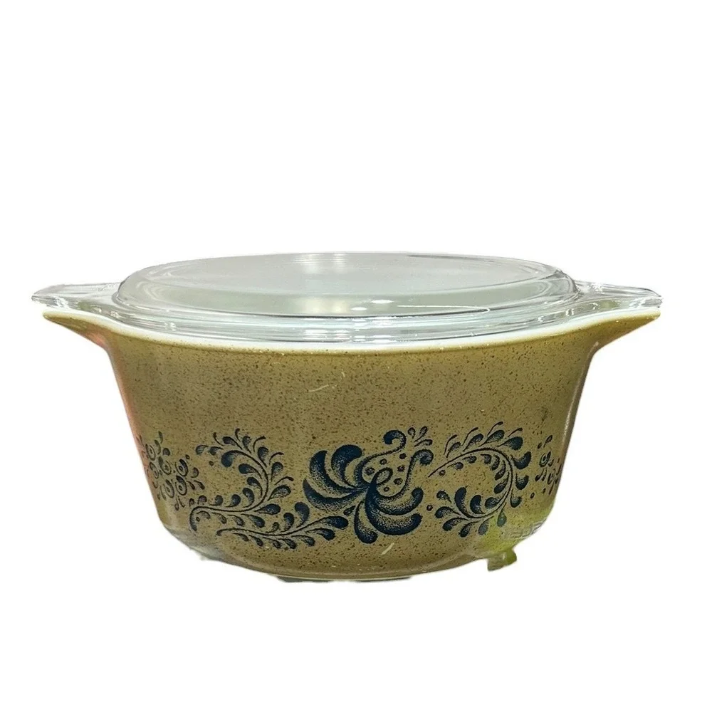Vintage Pyrex Homestead 1.5 Qt Round Casserole Dish with Lid 474-B Tan Blue